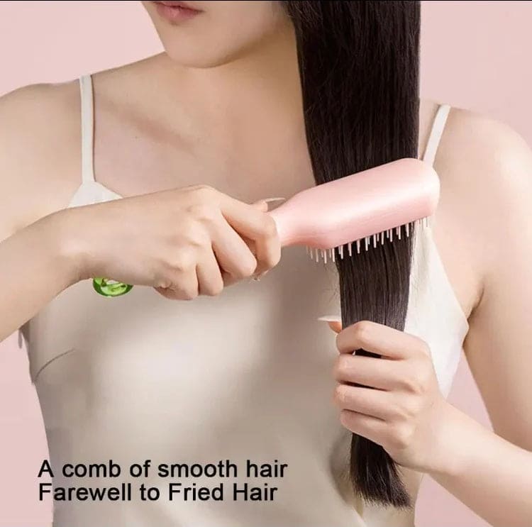 Self-Cleaning Hair Brush – Your Tangle-Free Solution