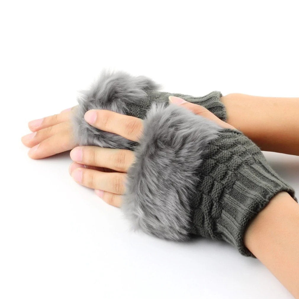 Fancy Wool Gloves for Women (Random Color)–Style & Comfort in Every Pair